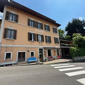 La Dell'oreste Apartamento