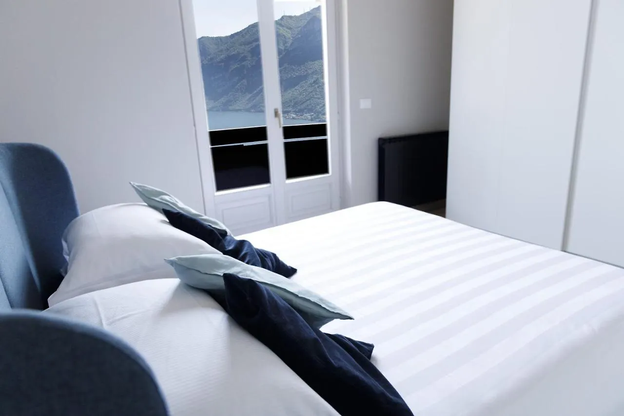 Hotel Miranda Riva di Solto