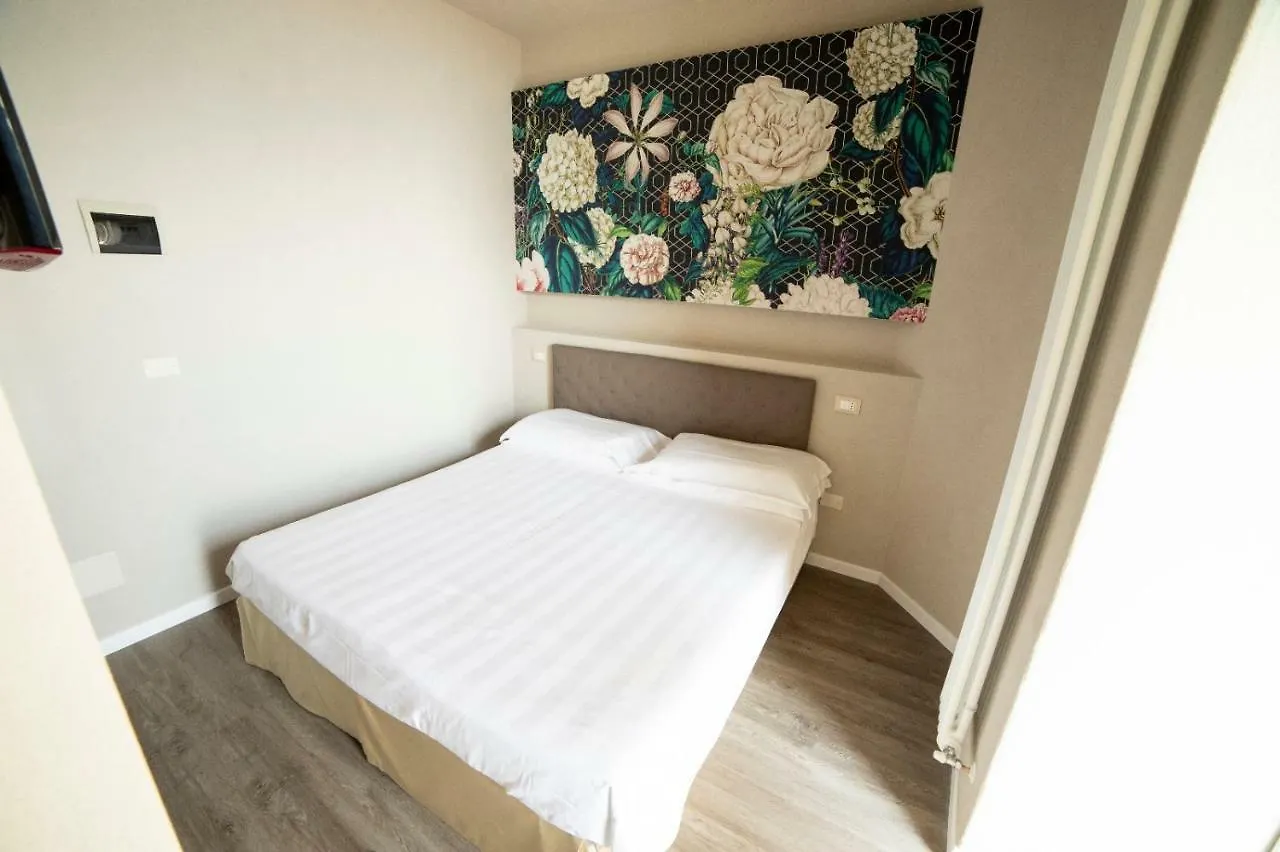 Hotel Miranda Riva di Solto Italien